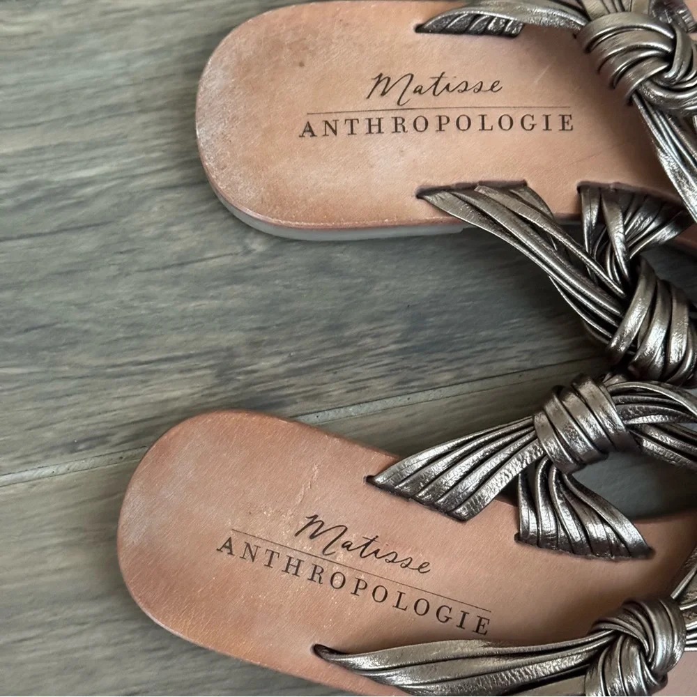 MATISSE ANTHROPOLOGIE Mystic Metallic Bronze Strappy Knot Leather Sandals - Picture 5 of 5